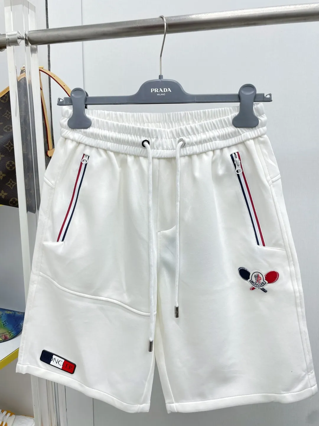 Mon 2026 New Arrival 🪡 LOGO DDD 。 Classic LOGO ， ， ， 。 ， 。 Size：M-3XL